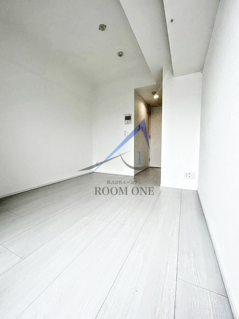 B CITY APARTMENT SHINAGAWA WESTの居間・リビング|洋室のお部屋です。