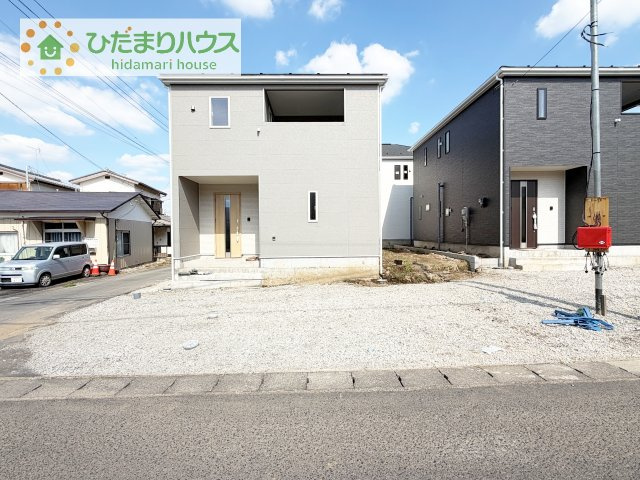 【駐車場】 | つくば市谷田部第24　新築戸建　2号棟 | マイホームなら駐車場代がかかりません！しかも、自宅の駐車場で洗車ができます！今までコイン洗車に行っていた手間も省けて、節約にもつながります(^^♪
