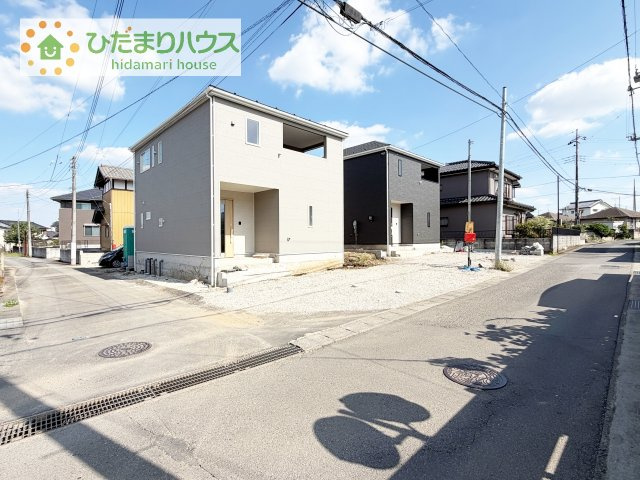 【外観】 | つくば市谷田部第24　新築戸建　2号棟 | 小学校まで徒歩5分！お子様の登下校も安心できる距離です♪