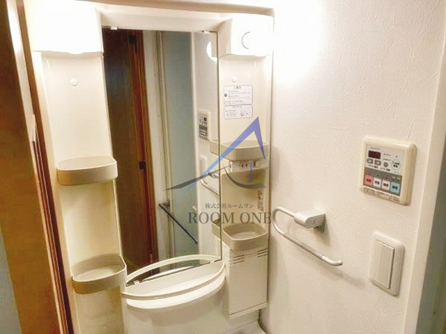 パレステュディオ銀座東壱番館の洗面所|洗面台です。