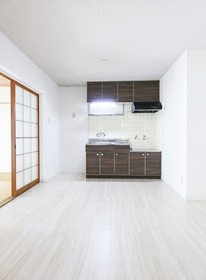 【居間・リビング】 | メルローズ2号館 | ★リビング