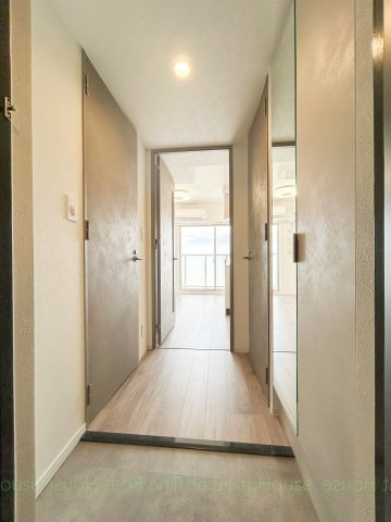 プレサンス吹上駅前エテルノ の玄関