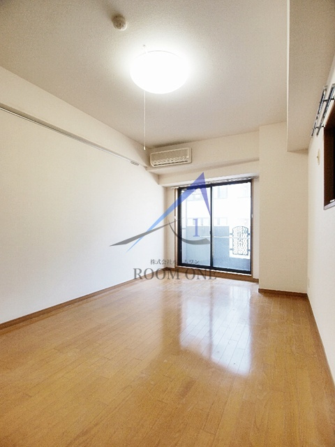 ステージファースト神田の居間・リビング|洋室のお部屋です。