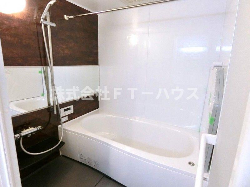 ｄｅｎ　ｄｏｕｃｅ　デンドゥースの浴室