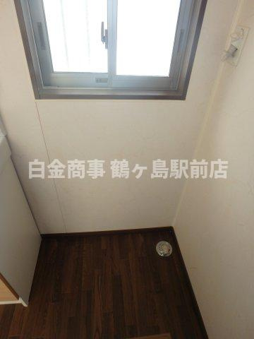 鶴ヶ島市鶴ヶ丘中古戸建のランドリースペース