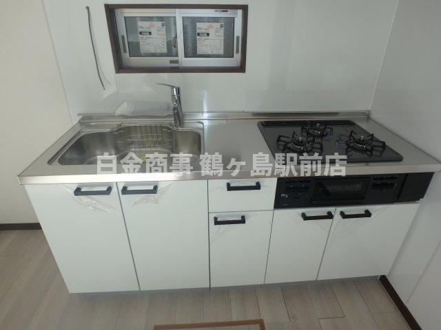 鶴ヶ島市鶴ヶ丘中古戸建のキッチン