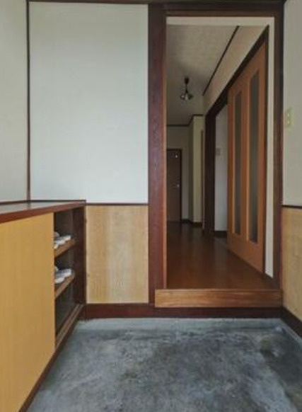 緒方貸家　本家西の玄関