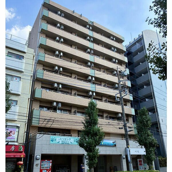 ＪＣ　ＳＴＡＴＩＯＮ　１４３の外観