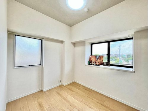 【洋室】 | グレイス湘南台第2 | コンパクトで使いやすい洋室です