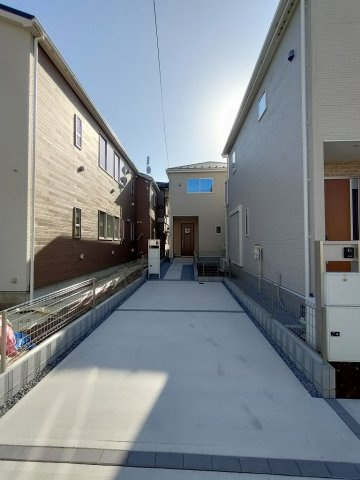 北葛飾郡松伏町　松伏　新築戸建　全4棟の駐車場|施工例です