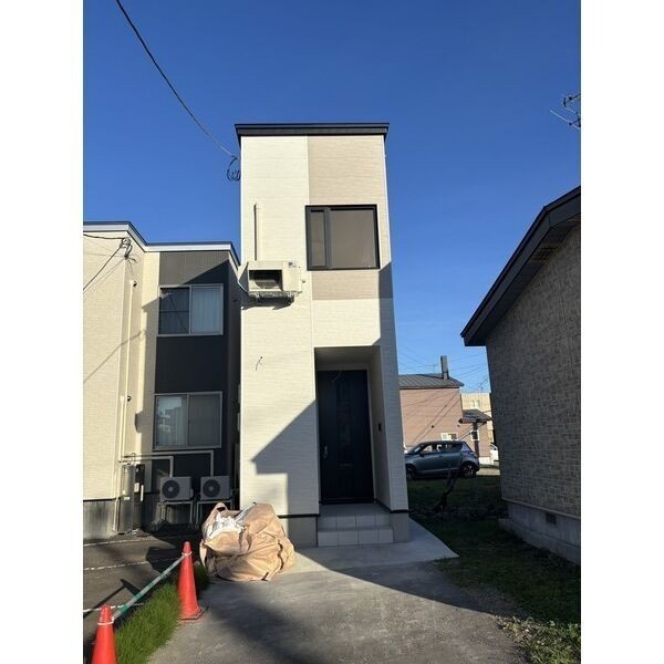 札幌市白石区北郷七条３丁目の一戸建て