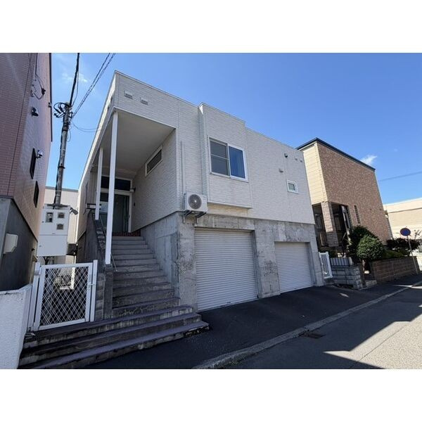 札幌市白石区栄通１９丁目の一戸建て