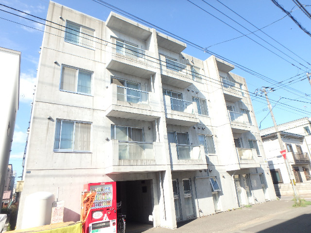 ＫＩ．Ｈａｓｓａｍｕ４－４