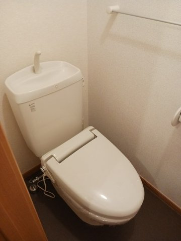 コリーヌ　メゾンのトイレ|トイレもきれいです