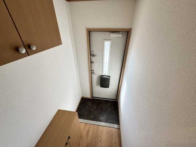 ディアセレナAの玄関