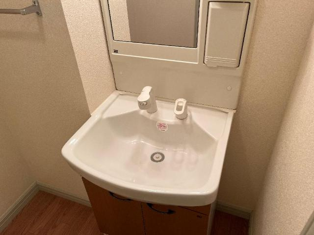 サンヒルズの洗面所|洗髪洗面化粧台