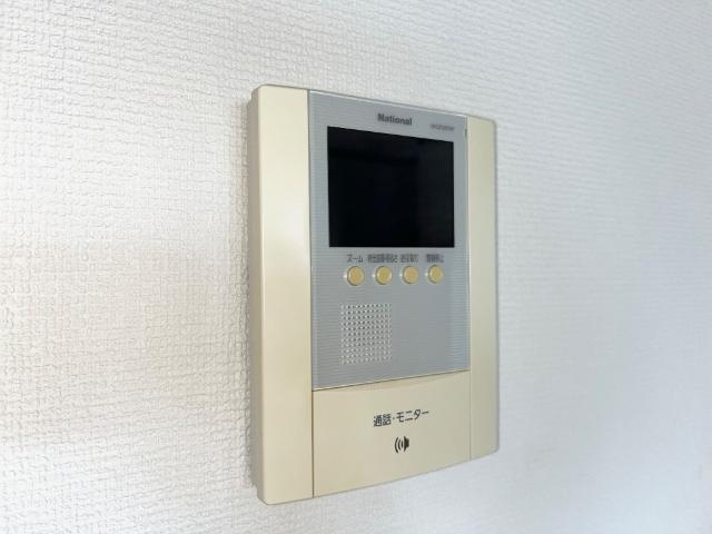 プラム・ベルの内装|カメラ付インターホン
