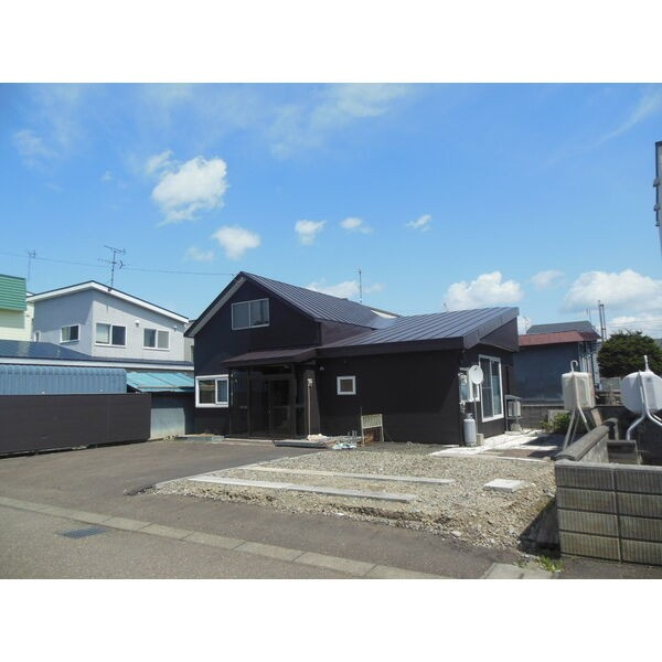 岩見沢市緑町２丁目の一戸建て