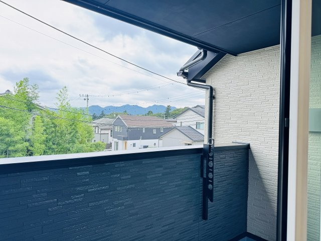 八王子市　西寺方町　新築一戸建て　０２期のバルコニー|～陽当たりの良い南向きバルコニー～