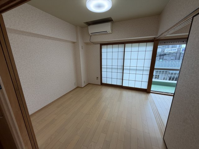 メゾン熱海桃山の洋室