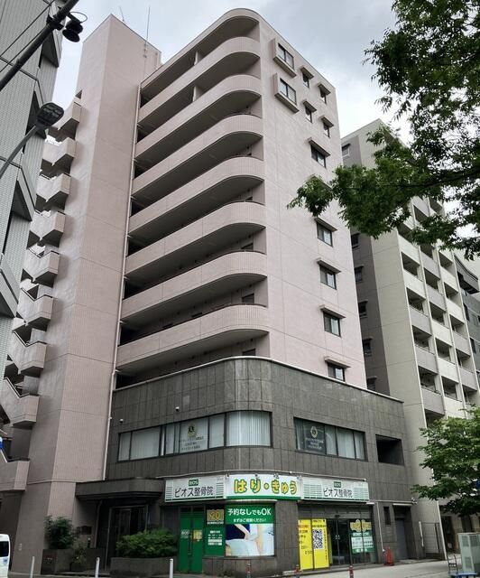 パーク・ノヴァ伊勢佐木長者町の外観