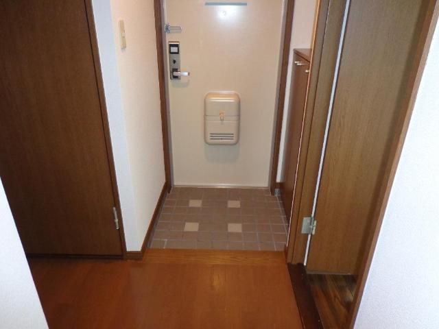 グリーンワイズの玄関|玄関