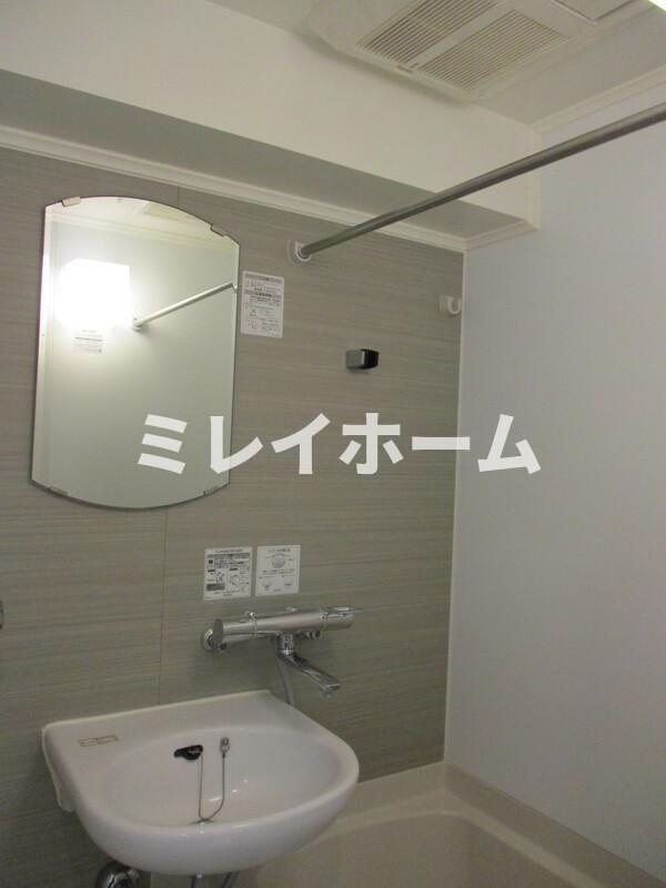 ルーブル大森九番館の浴室