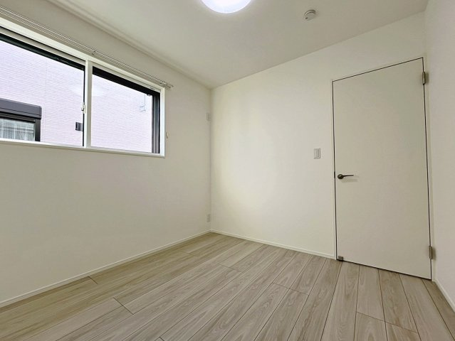 フルールスタイル　郡山市鶴見坦三丁目　薫小・第一中の洋室|6帖の洋室　2階居室は全室6帖以上でゆとりがあり快適なプライベート空間！