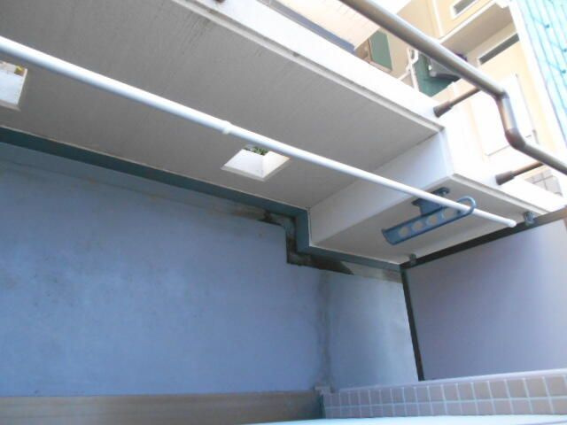 相模原市南区御園２丁目の賃貸マンションのバルコニー