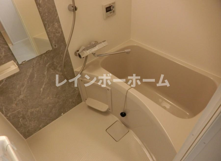 FUMIRY薬園台の浴室