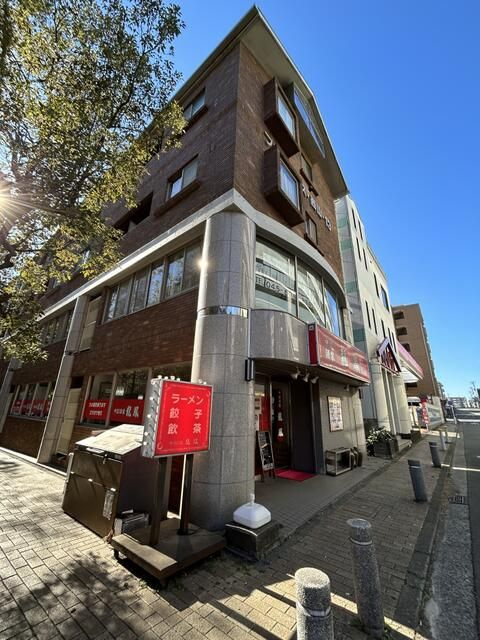 プロミネンス１３仲町台の外観