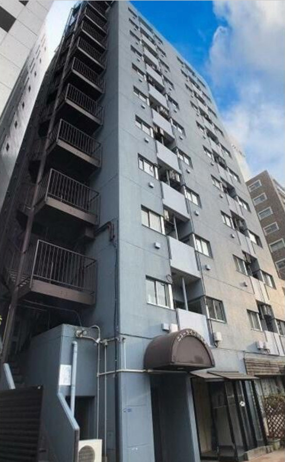 ニューライフ新宿東の外観