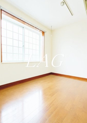【居間・リビング】 | カースク大岡山 | 洋室のお部屋です。