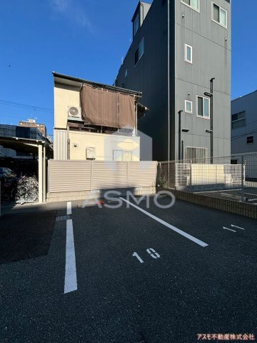 【駐車場】 | エスリード谷町六丁目レジデンス