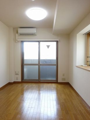 菱和パレス田園調布東の居間・リビング