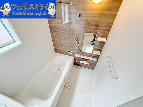 Terrechez　神戸市垂水区桃山台２期　全２棟の浴室|■現地写真　１号棟■
1坪タイプの浴室♪
広々としており、好評頂いております♪