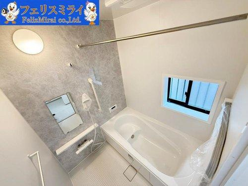 Heartful Town　神戸市西区玉津町高津橋２４０番　１棟の前面道路含む現地写真|■現地写真■
前面道路は交通量が少なくゆったりと駐車出来ます♪