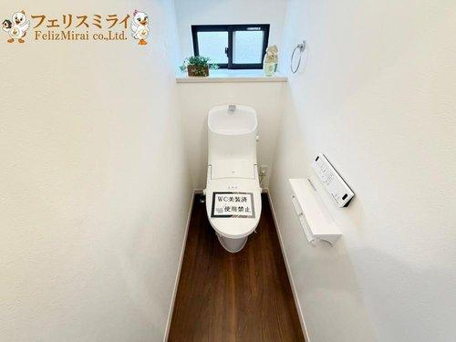 加古川市加古川町中津８３８-４の玄関|■現地写真■
築６年ほどで大変綺麗です♪