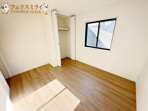 神戸市須磨区大黒町１丁目2-5のその他|■現地写真■
窓ガラスは全てペアガラスとなっており、防音性や断熱性に優れています♪