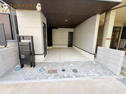 神戸市須磨区大黒町１丁目2-5の外観|■現地写真■
宅配ボックス完備♪
お荷物を代わりに受け取ってくれます♪