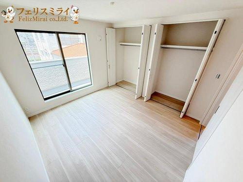 神戸市須磨区行幸町１丁目のその他|■現地写真■
大型の収納スペースを完備♪
