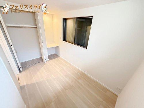 神戸市須磨区行幸町１丁目のその他|■現地写真■
物置に最適な納戸♪