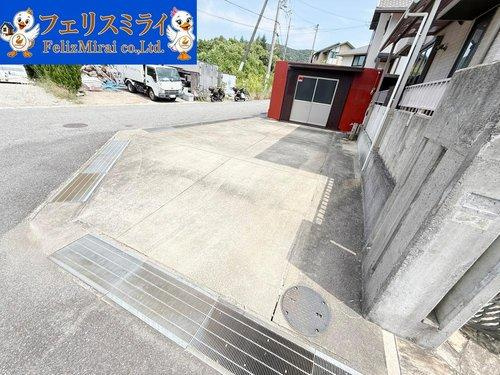 神戸市垂水区清玄町１３－３の駐車場|■現地写真■
３～４台駐車可能です♪
