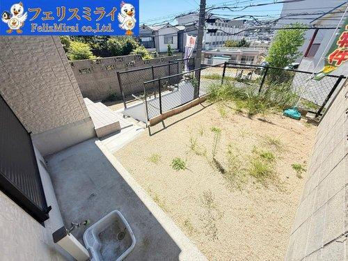神戸市垂水区乙木２丁目１２-６の庭|■現地写真■
広いお庭がございます、家庭菜園等お使い頂けます♪