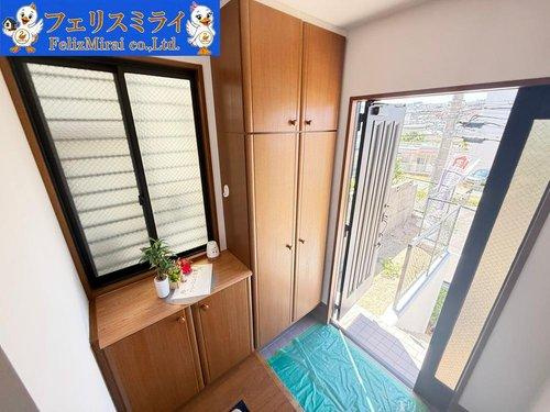 神戸市垂水区乙木２丁目１２-６の玄関|■現地写真■
シューズボックス完備しております♪
