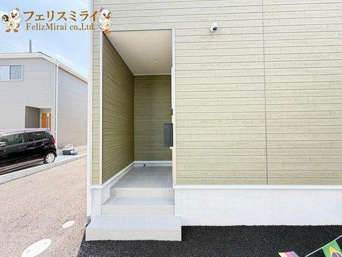 　の玄関|■現地写真・２号棟■
スマートキー対応玄関ドア♪防犯カメラも１台標準設置◎