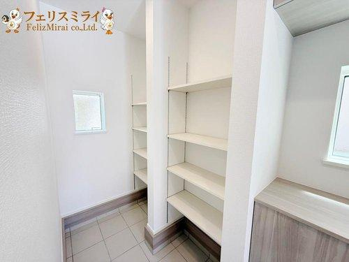LiGNAGE　神戸市北区広陵町３丁目　１棟の玄関|■現地写真■
大容量のSICが御座います♪