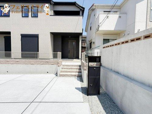 LiGNAGE　神戸市北区広陵町２丁目　１棟の玄関|■現地写真■
耐震等級は国内最高等級の３取得♪
長期優良住宅♪