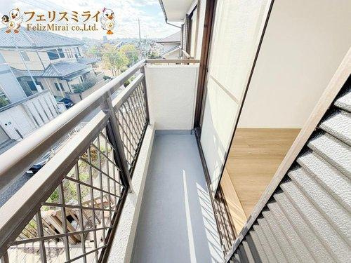 神戸市垂水区朝谷町１１-５のバルコニー|■現地写真■
日当たりの良いバルコニー！！