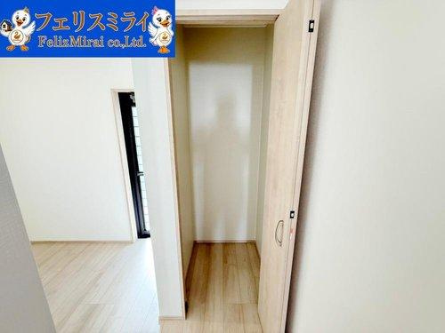 Heartful Town　神戸市北区鈴蘭台西町１丁目７番　１棟の内装|■現地写真■
１階には収納が御座います♪